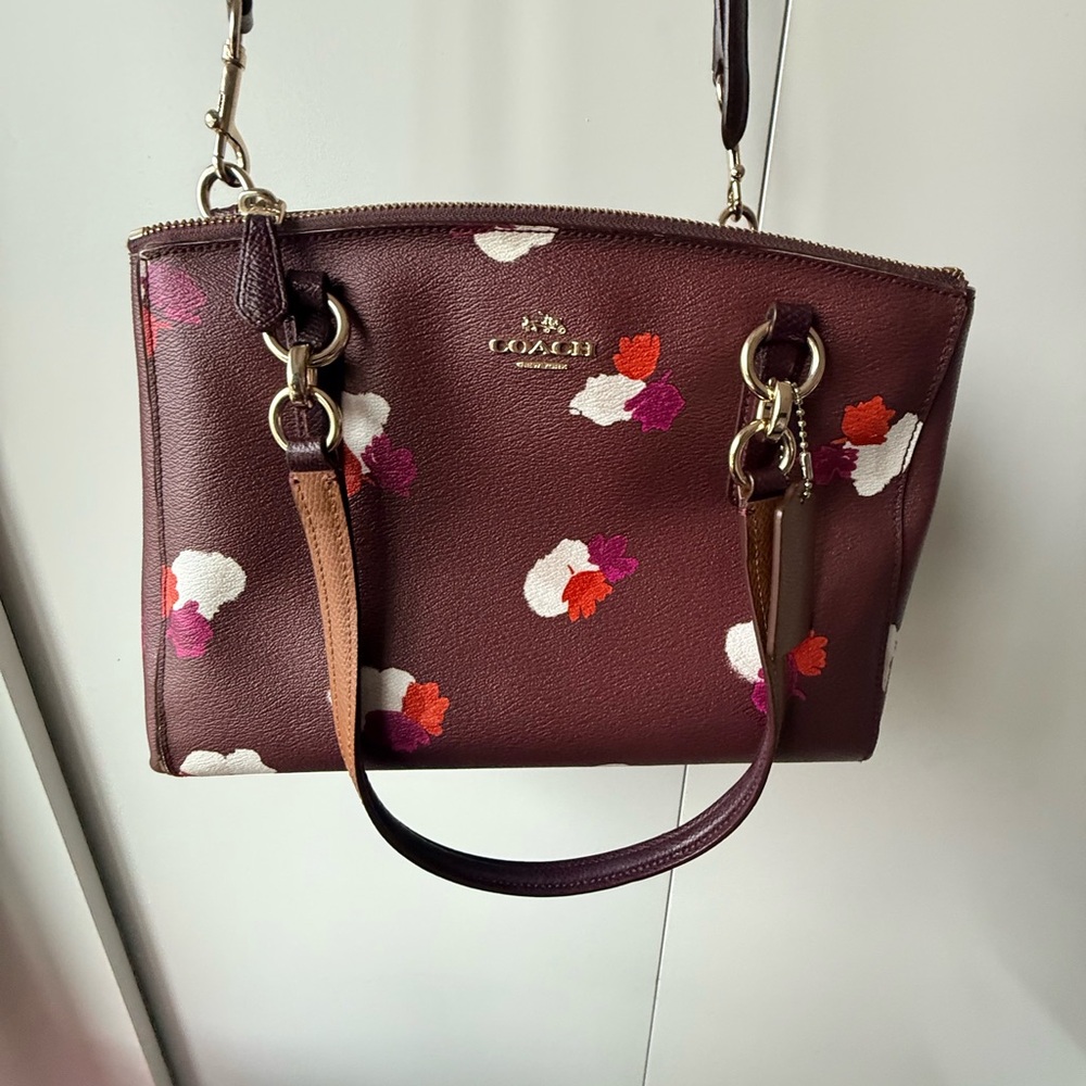 Coach Christie carryall Burgundy Handbag